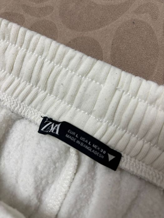 Дамски спортен комплект зара