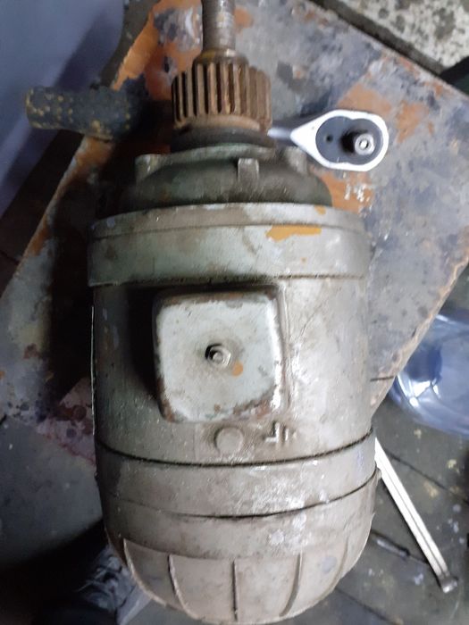 Продам электродвигатель