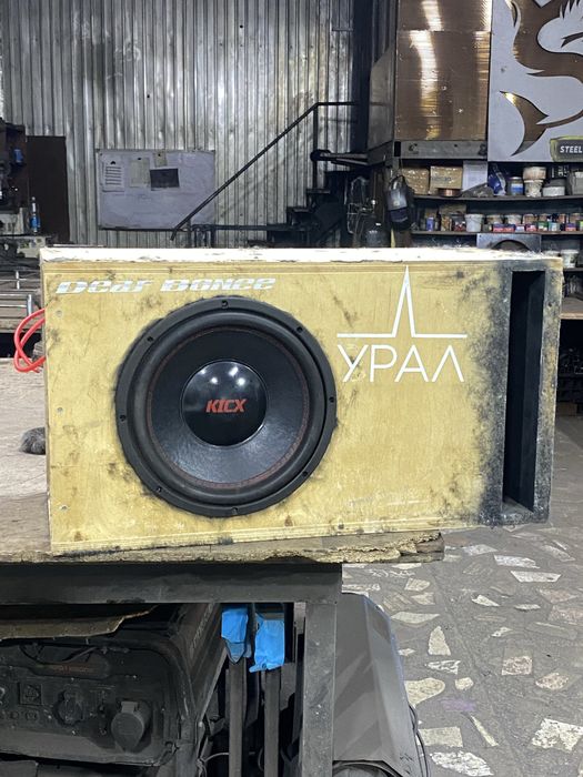 Сабвуфер kicx с усилком