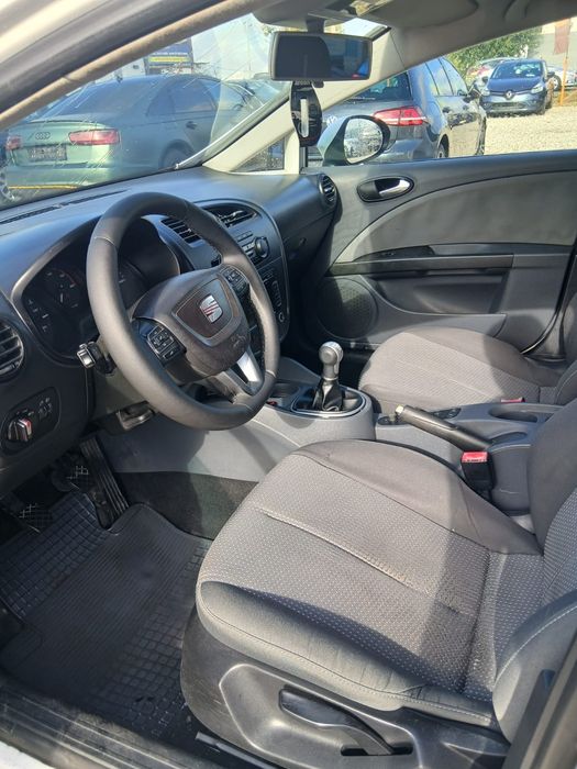 Seat Leon 2010 1.6 TDI