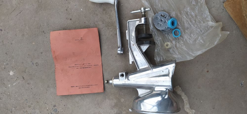 Соковыжималка ручная