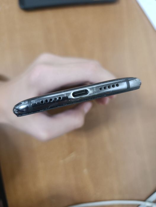 Xiaomi 9, 6/128 ГБ