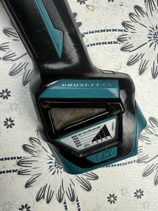 Акумулаторен ъглошлайф Makita DGA513Z ф 125 мм, 18 V