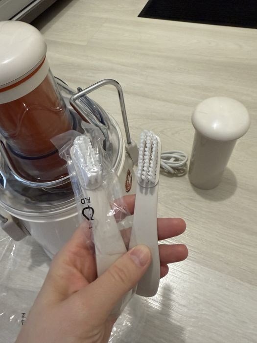 Соковыжималка Moulinex