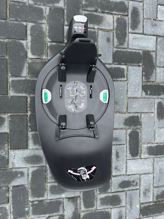 Scoica Cybex si sitem isofix