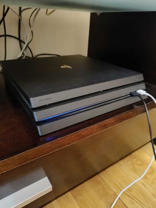 Playstation 4 Pro 1 terabyte