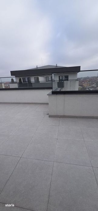 Penthouse 3 camere Craiovei