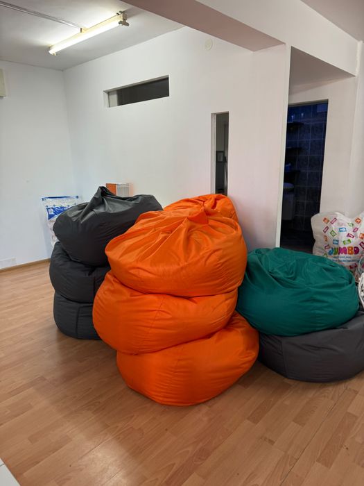 Барбарон различни цветове тип „Ябълка“ – като нов, 90×90 см, 50 лв.