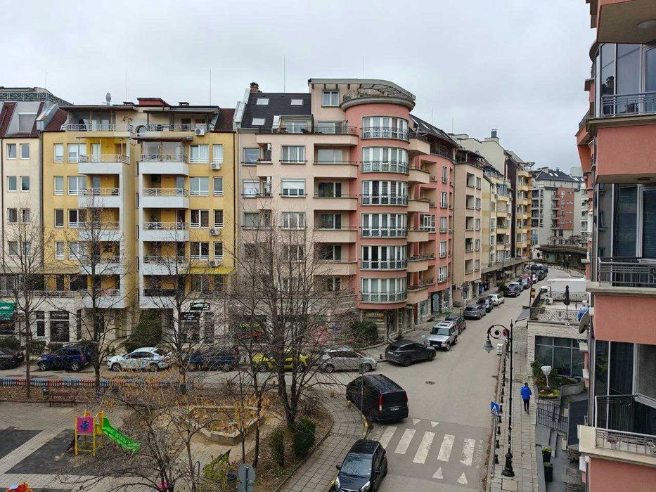 Малко пространство, големи мечти: гарсониера за продажба.