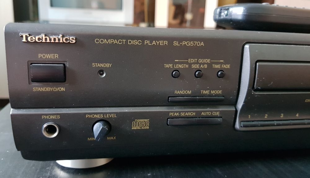 CD Player Technics SL-PG570A cu telecomanda.