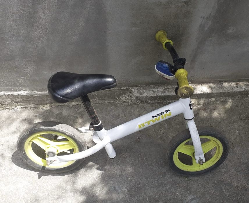 Bicicleta echilibru