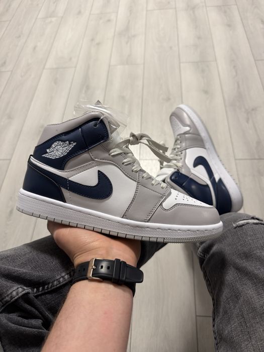 Adidasi Barbati Nike Air Jordan Gri & Albastru Indigo!