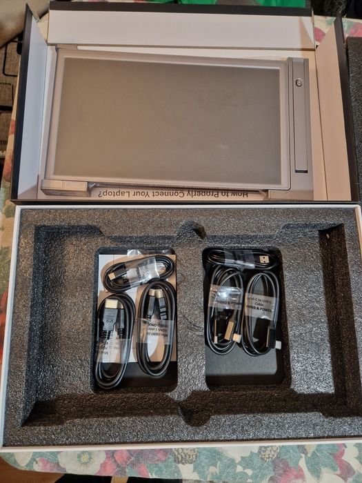 Monitor extensie cu 2 ecrane