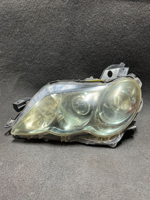 Передние фары Тойота Марк Х