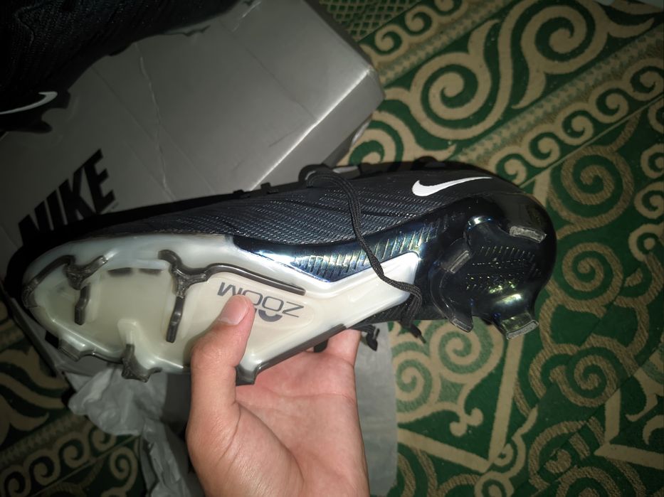 Air zoom, бутси нови