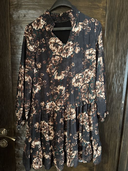 Летни цветни рокли