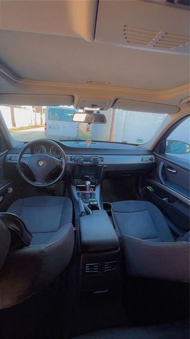 BMW Seria 3 0 — imagine 3