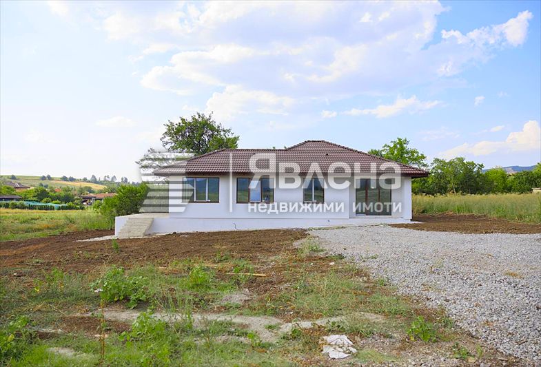 Продава се Къща в с. Долна Диканя, Област Перник - 137 кв.м за 1767 €/кв.м - Снимка #1