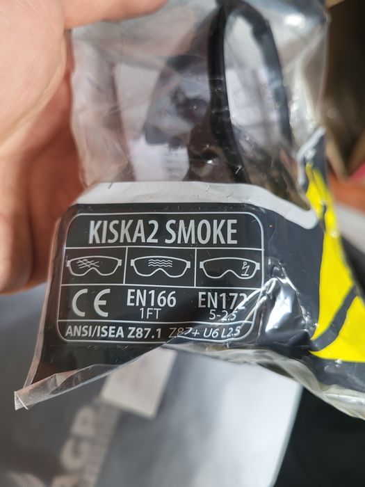 Защитные очки Delta Plus KISKA2 SMOKE