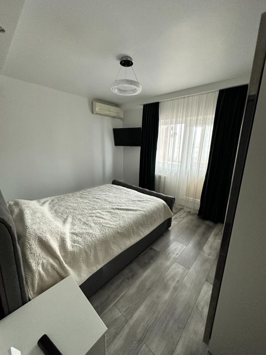 Vând apartament 3 camere, Zona Big - Supernova Bratianu