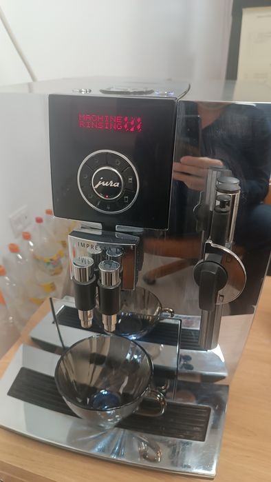 Vând espresso cafea JURRA J9