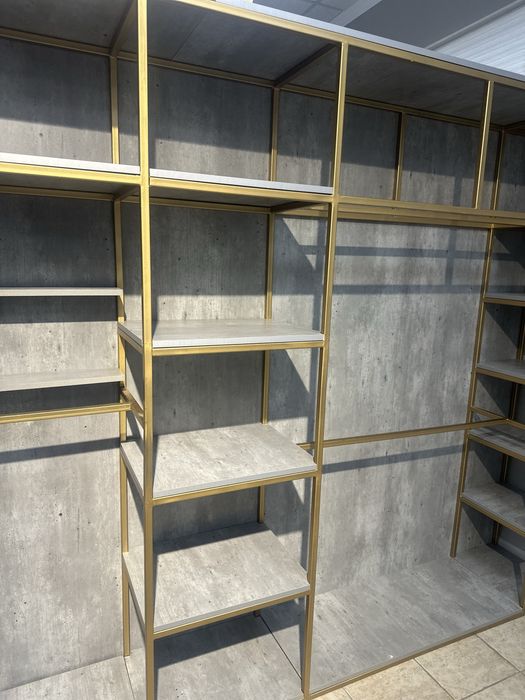 Шкаф для магазина