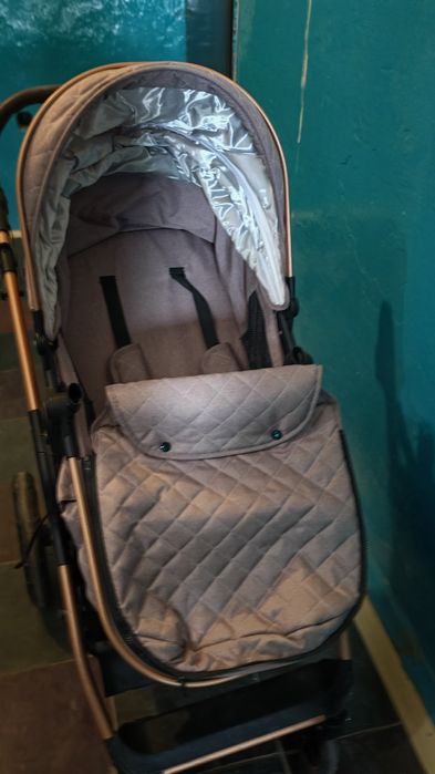 Продам коляску 2 в одном