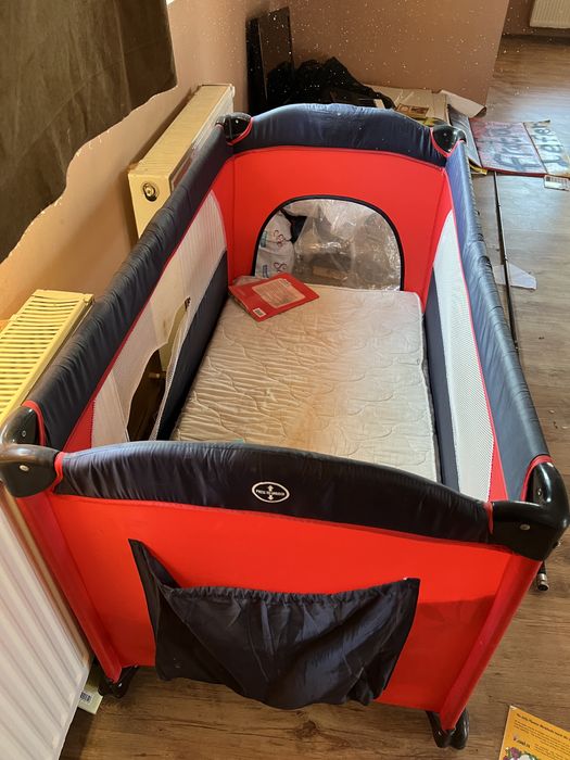 Pătuț pentru copil + saltea ortopedică – 125 lei (folosit)