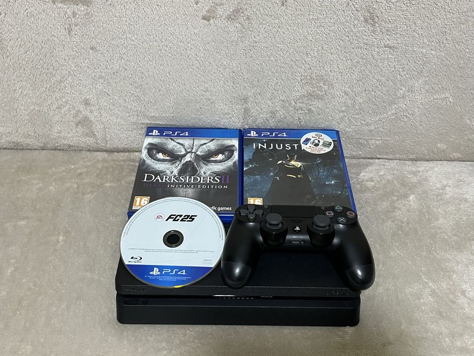 PS4 Slim 500 GB + 3 jocuri gratis (Impecabil)