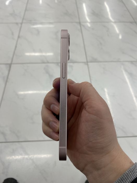 Продам Iphone(Айфон) 13 128Гб
