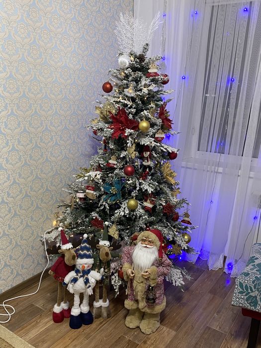 Продам искусственну елку