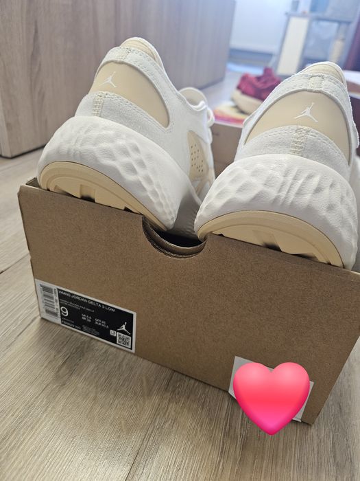 Nike Jordan Delta 3 mid Femei