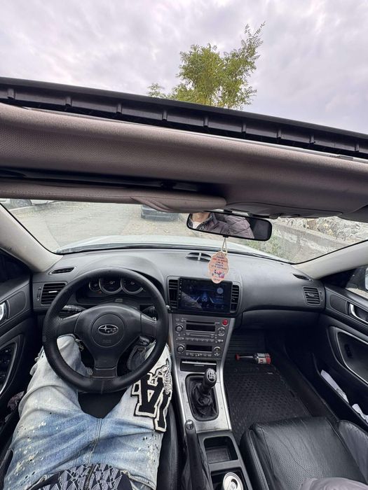 Subaru legacy 2.5i