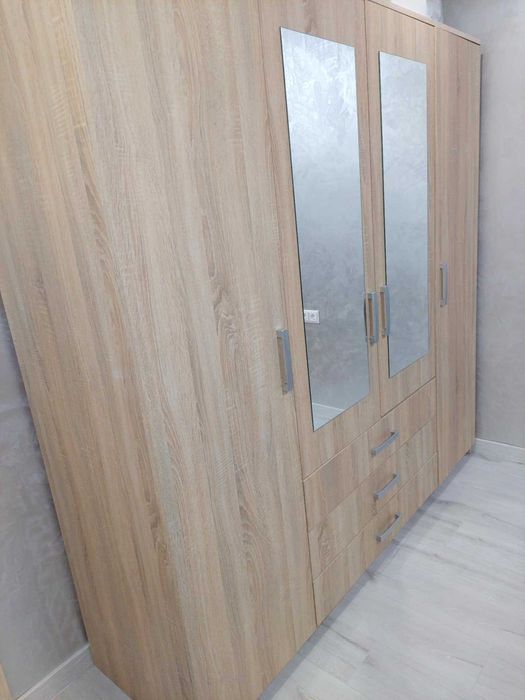 Мебели - гардероб, скрин, бюро, нощно шкафче и етажерка LEGO Нови цени