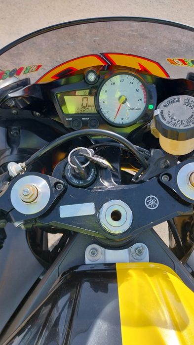 Vand Yamaha R6 2005 RJ095 editie VR46 numar 1107