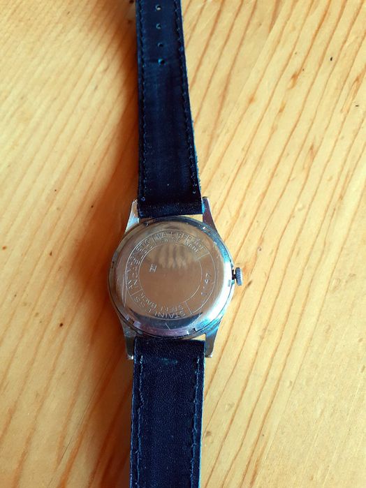 Уникат JUVENIA МFG 17jewels SWISS-Швейцарски механичен. Колекционерски