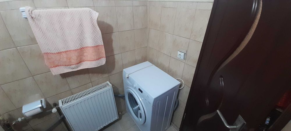 Garsoniera/apartament cu o camera de inchiriat