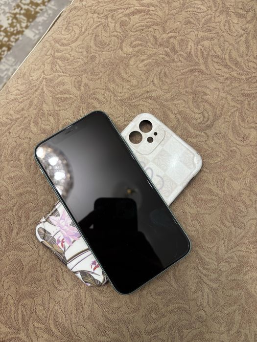 продам iPhone 11 128гб
