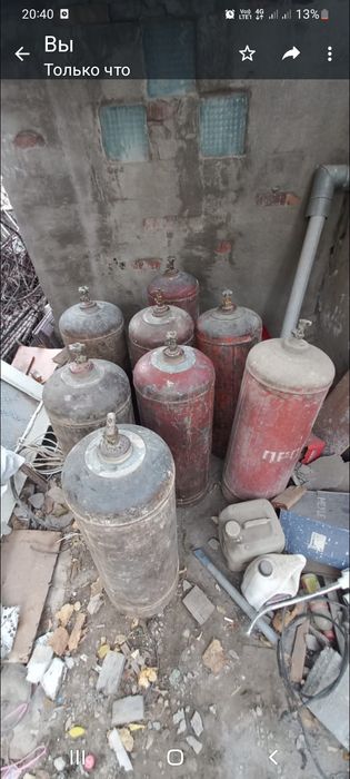 Газ баллондар сатылады,  улкендери.