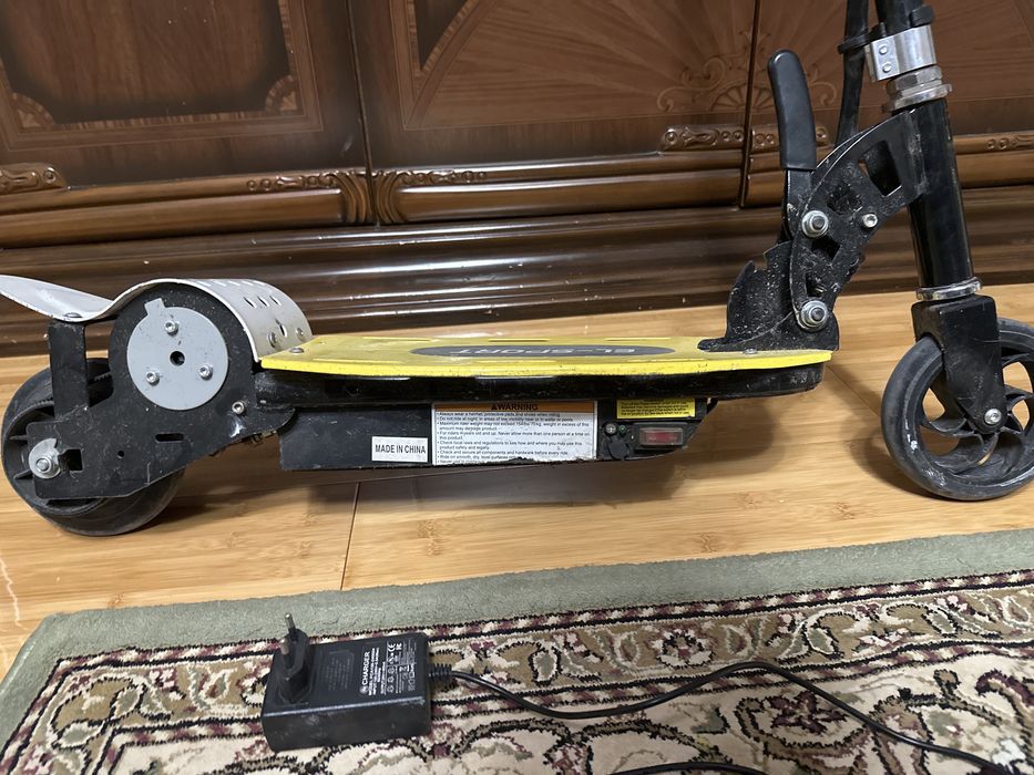 Детский электро самокат