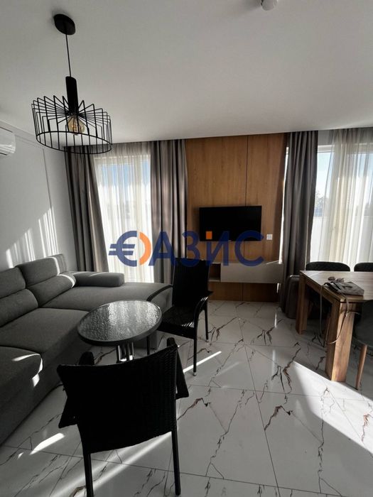 # 33519078 Двустаен апартамент в комплекс Емилия Романа Парк, Слънчев