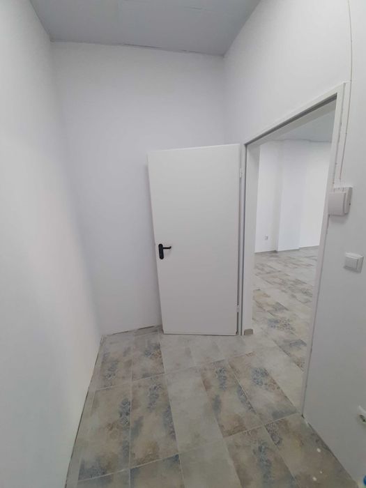 Търговско помещение под наем