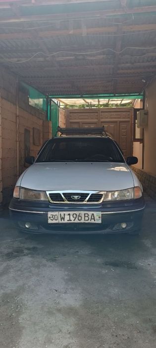 Продаеься Нексия 1 2003 года.