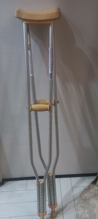 Продам костыли, почти новые