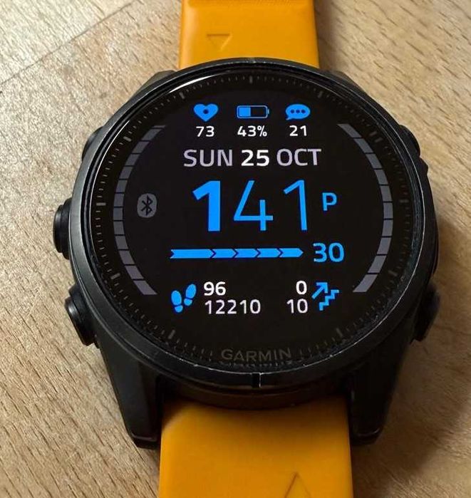 Garmin Fenix 8 AMOLED Sapphire 43mm