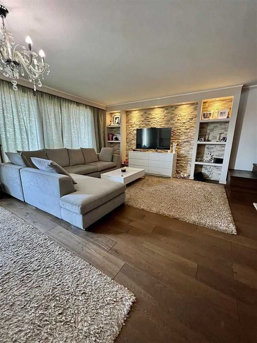 Penthouse duplex exclusivist – 160 mp utili + terasă 200 mp