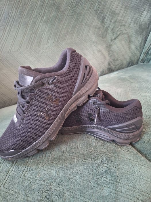 Маратонки Under Armour