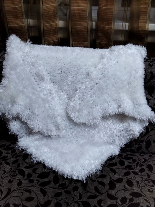 Шаль ,большой платок ,ручная вязка