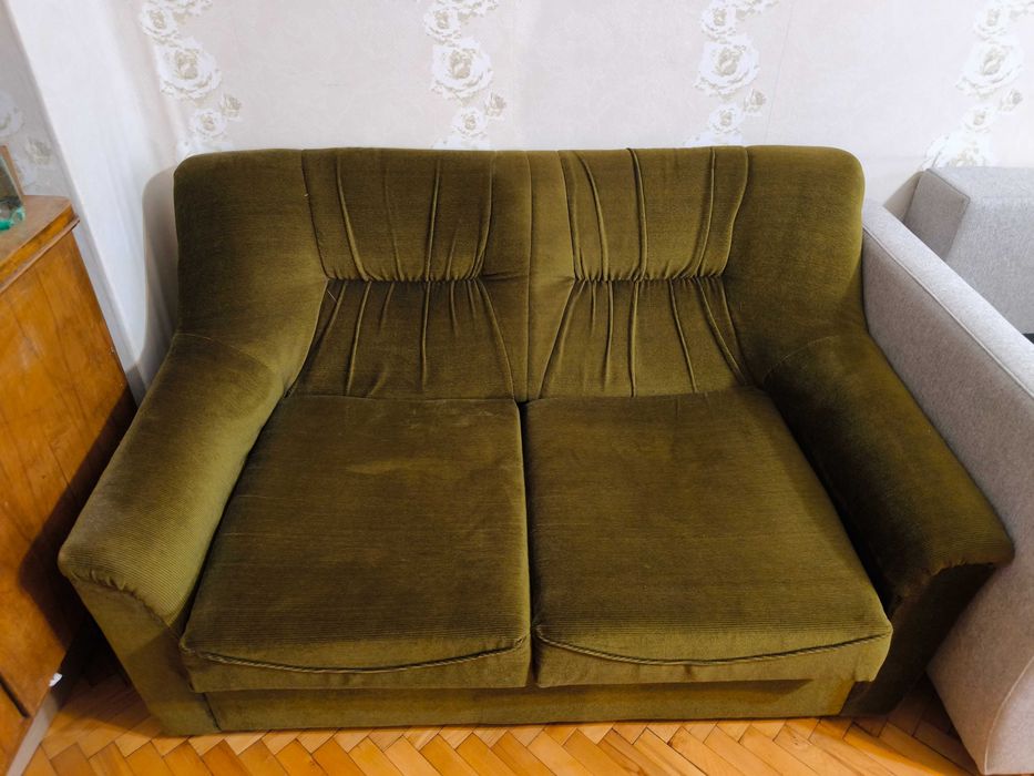 Канапе с функция сън