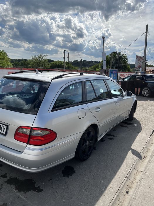 Mercedes benz E class w211